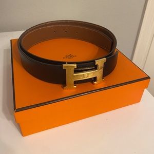 Authentic Women’s Hermes Belt-  Gold H buckle & Reversible leather strap 32 mm